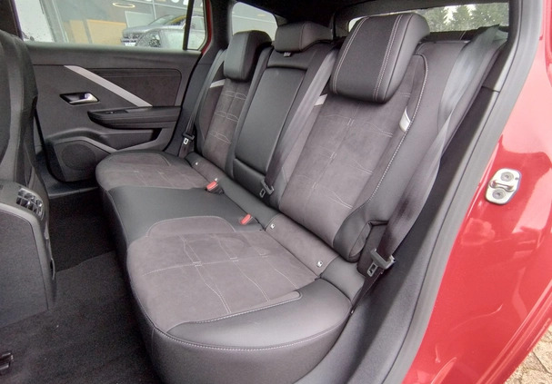 Opel Astra cena 193100 przebieg: 5, rok produkcji 2024 z Gozdnica małe 529